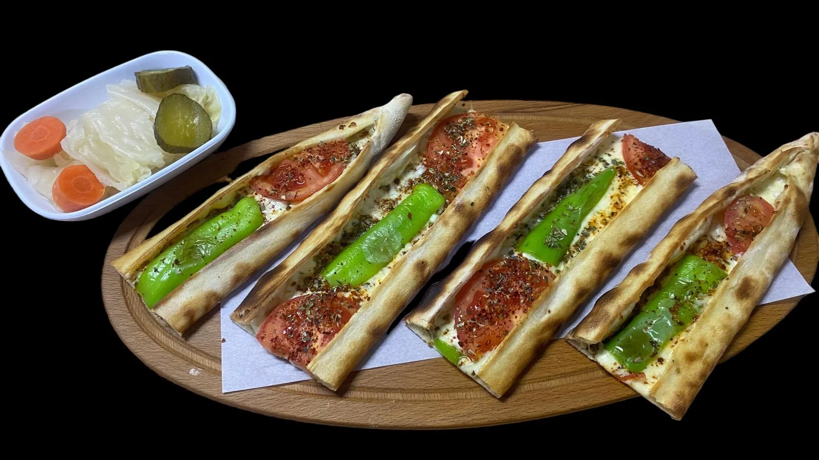 Al Yazmalı Pide - Toraman Karadeniz Pide